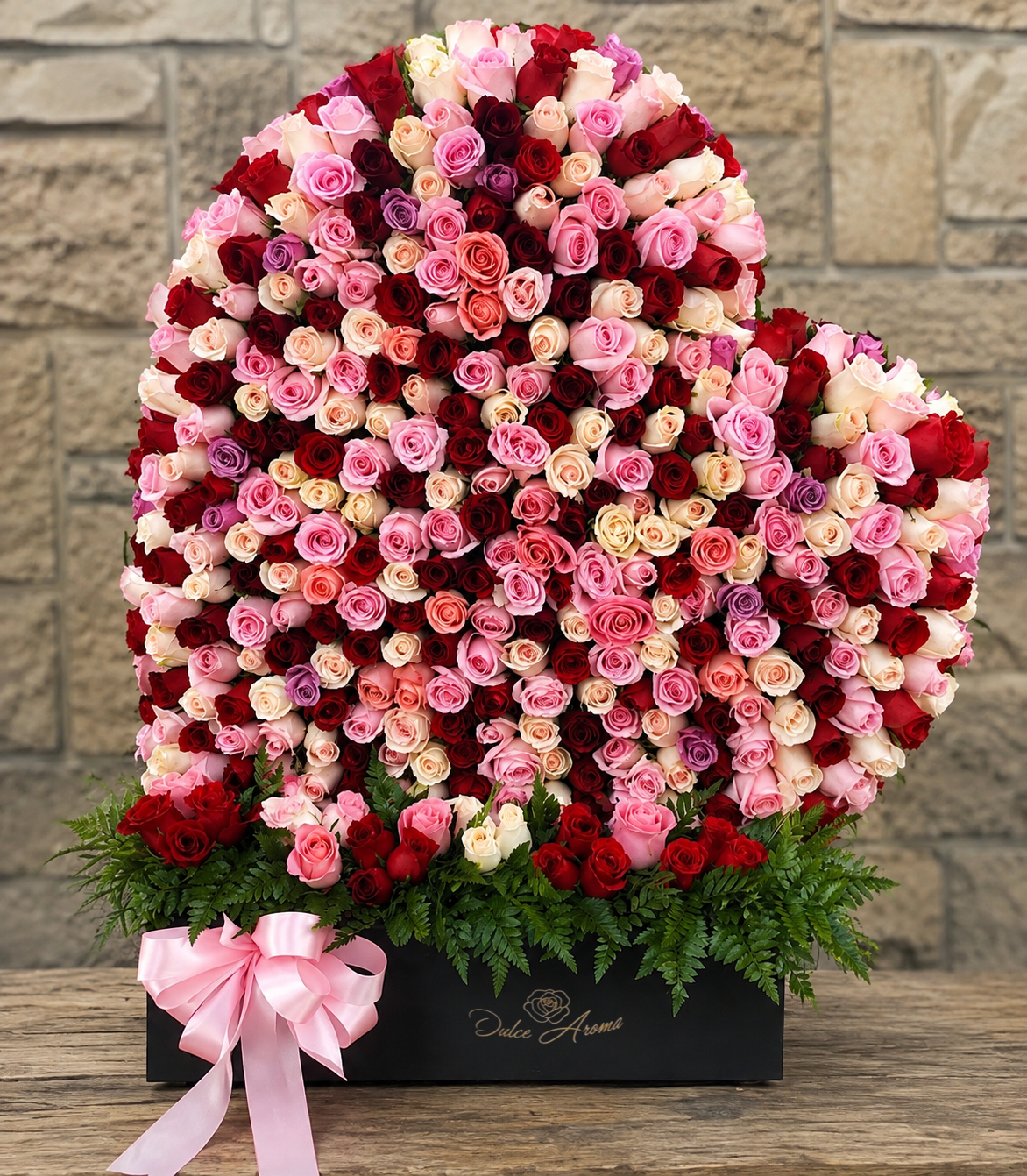 Escultura Corazón 500 rosas