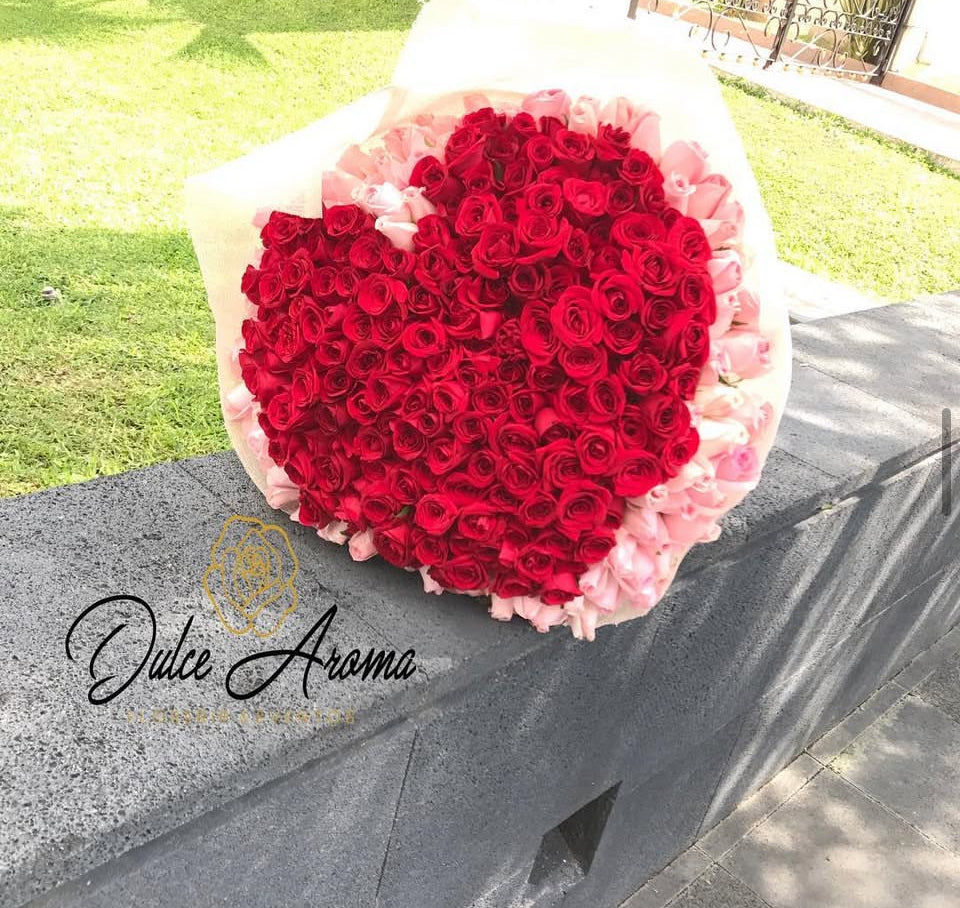 Ramo 500 rosas corazón