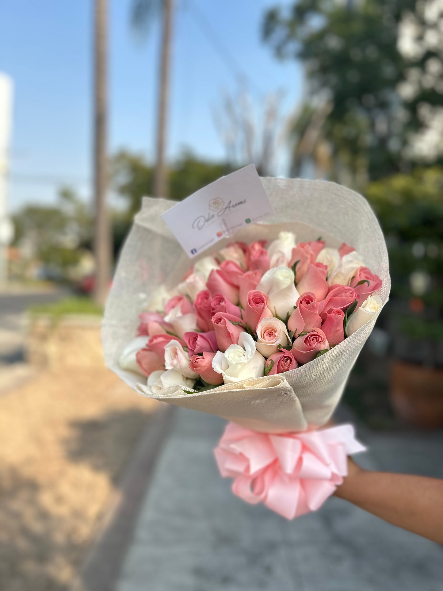 Ramo 50 rosas Caricia