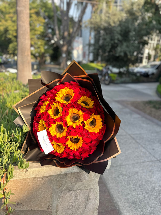 Ramo Girasol y Rosas