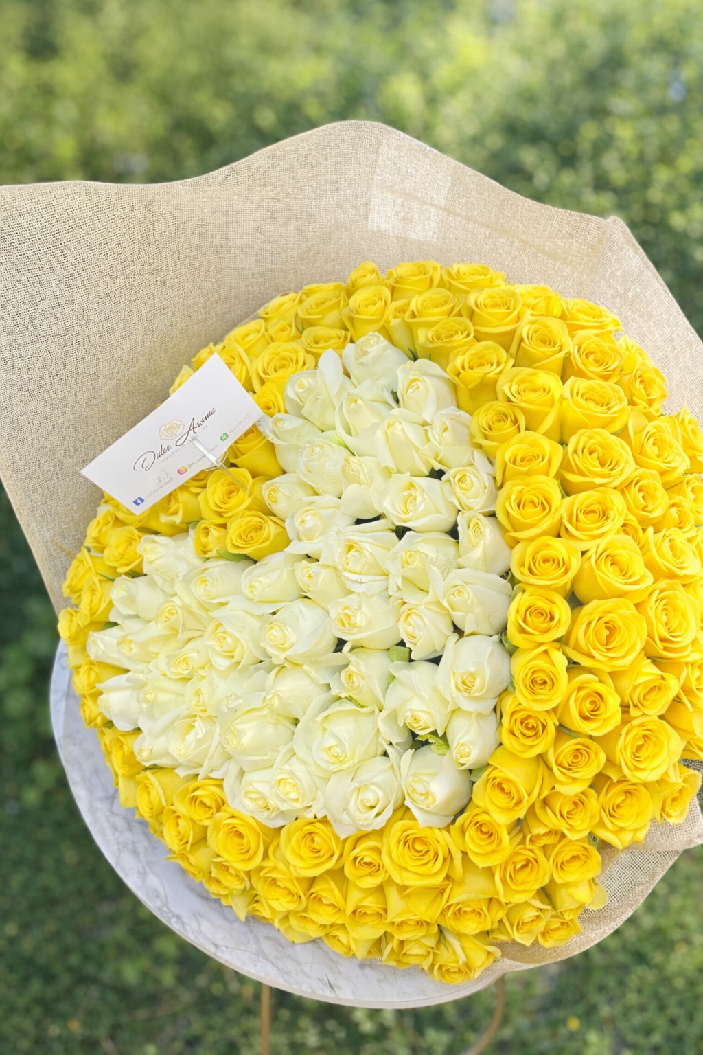 Ramo corazón 150 rosas "FLORES AMARILLAS"