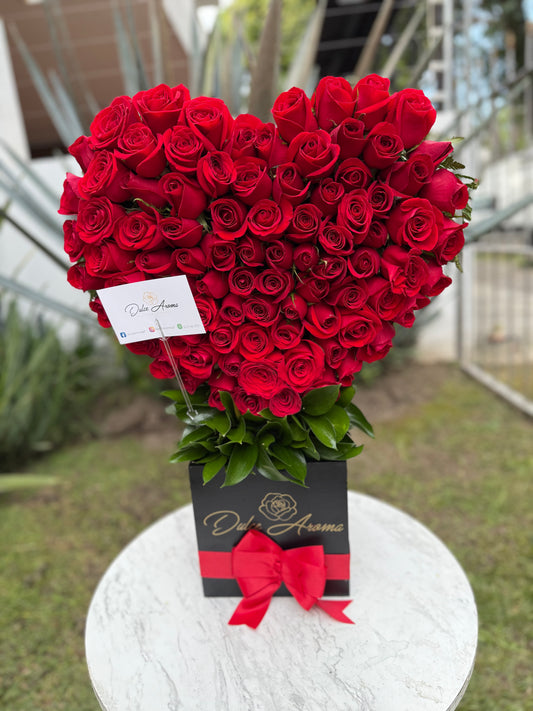 Corazón 100 rosas