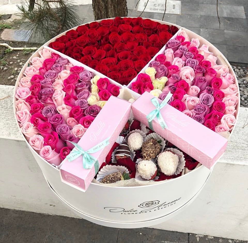 Caja circular Pave rosas y fresas mediano