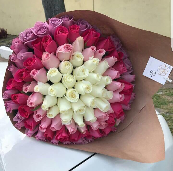 Ramo Rosas Arcoris
