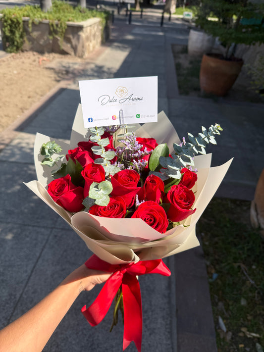 Ramo Elegant 12 Rosas