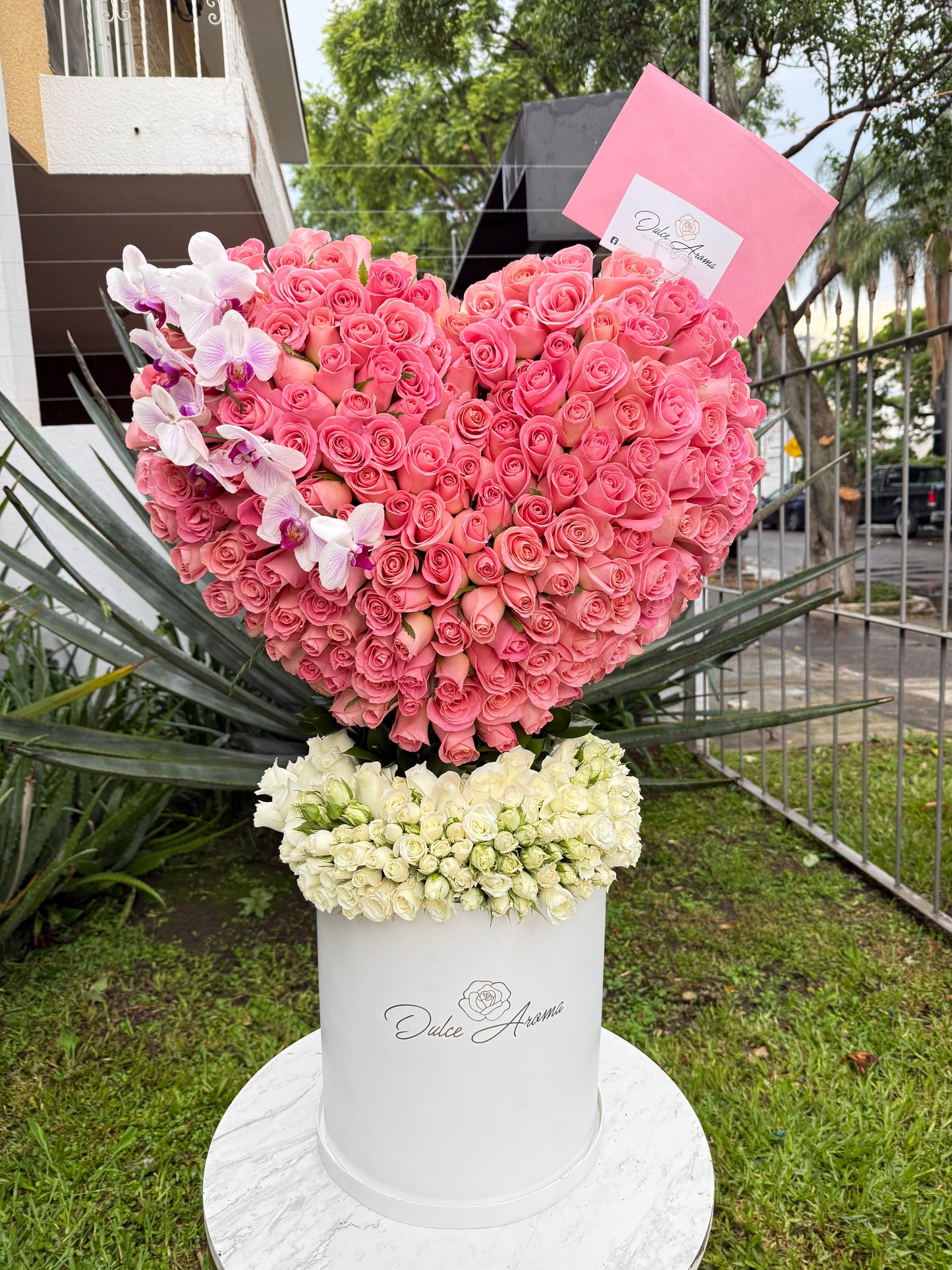 Diseño corazón rosas