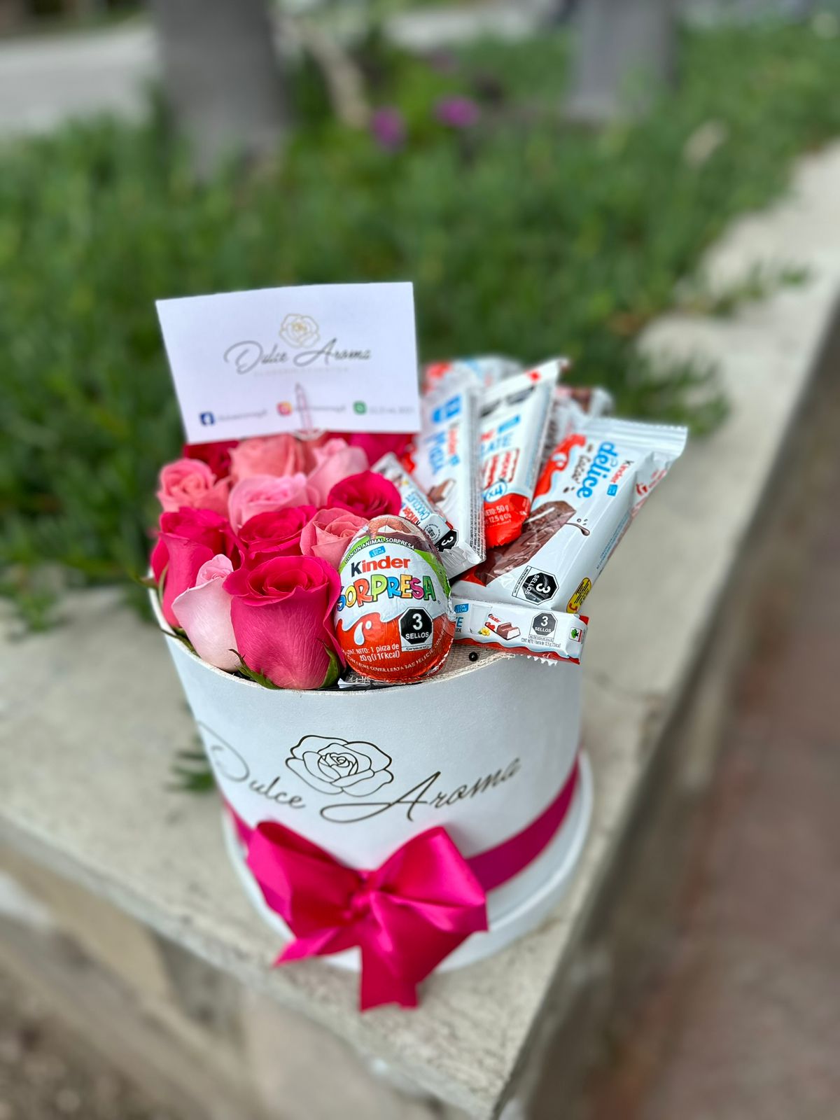 Cilindro rosas y dulces chico