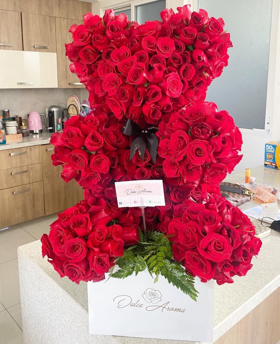 Oso de Rosas