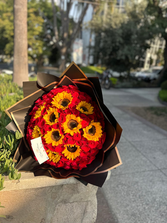 Ramo Girasol y Rosas