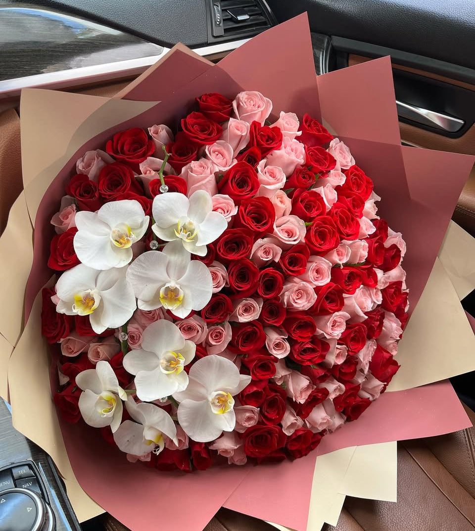 Ramo 100 rosas y orquídeas