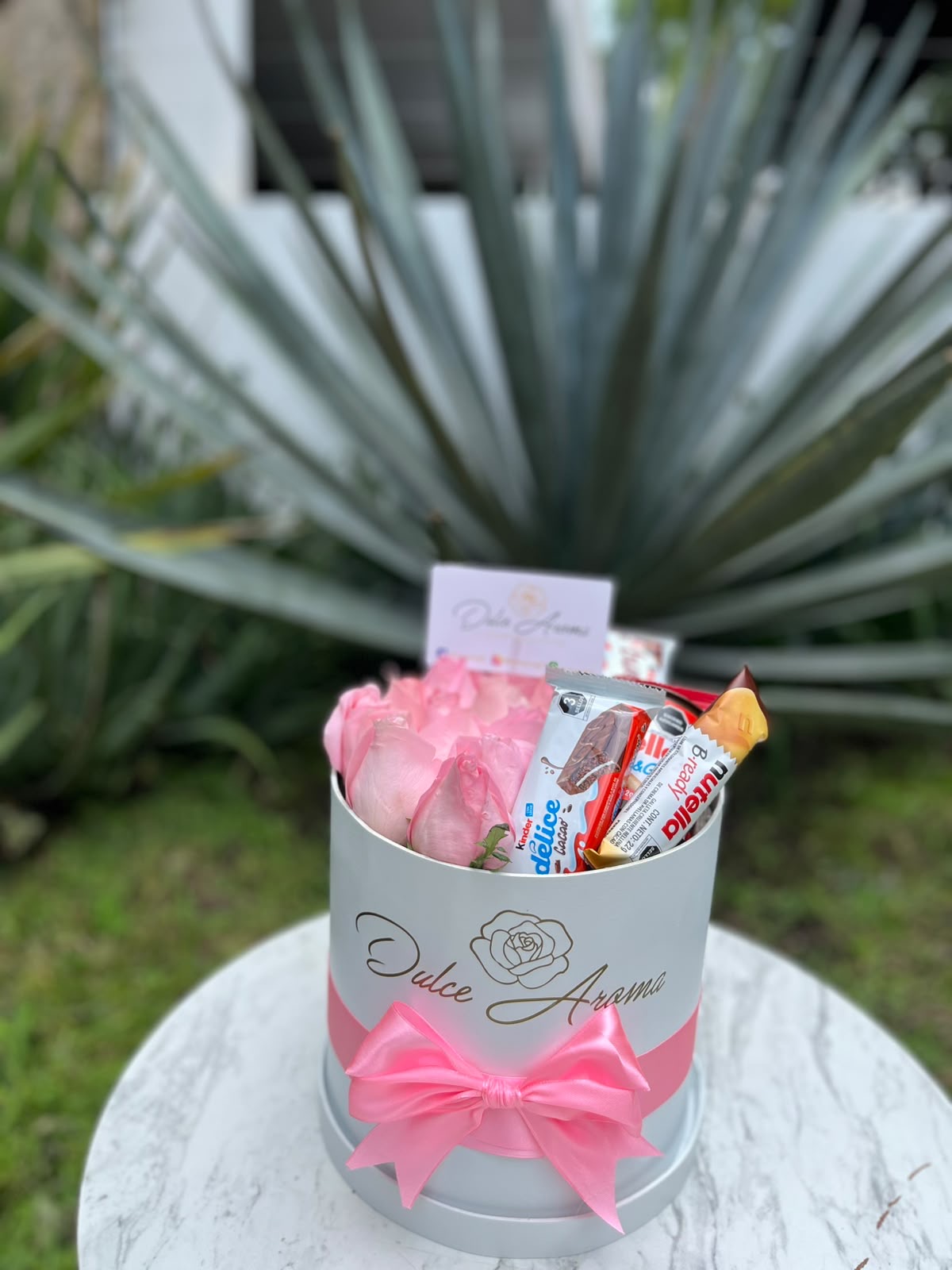 Cilindro rosas y dulces chico
