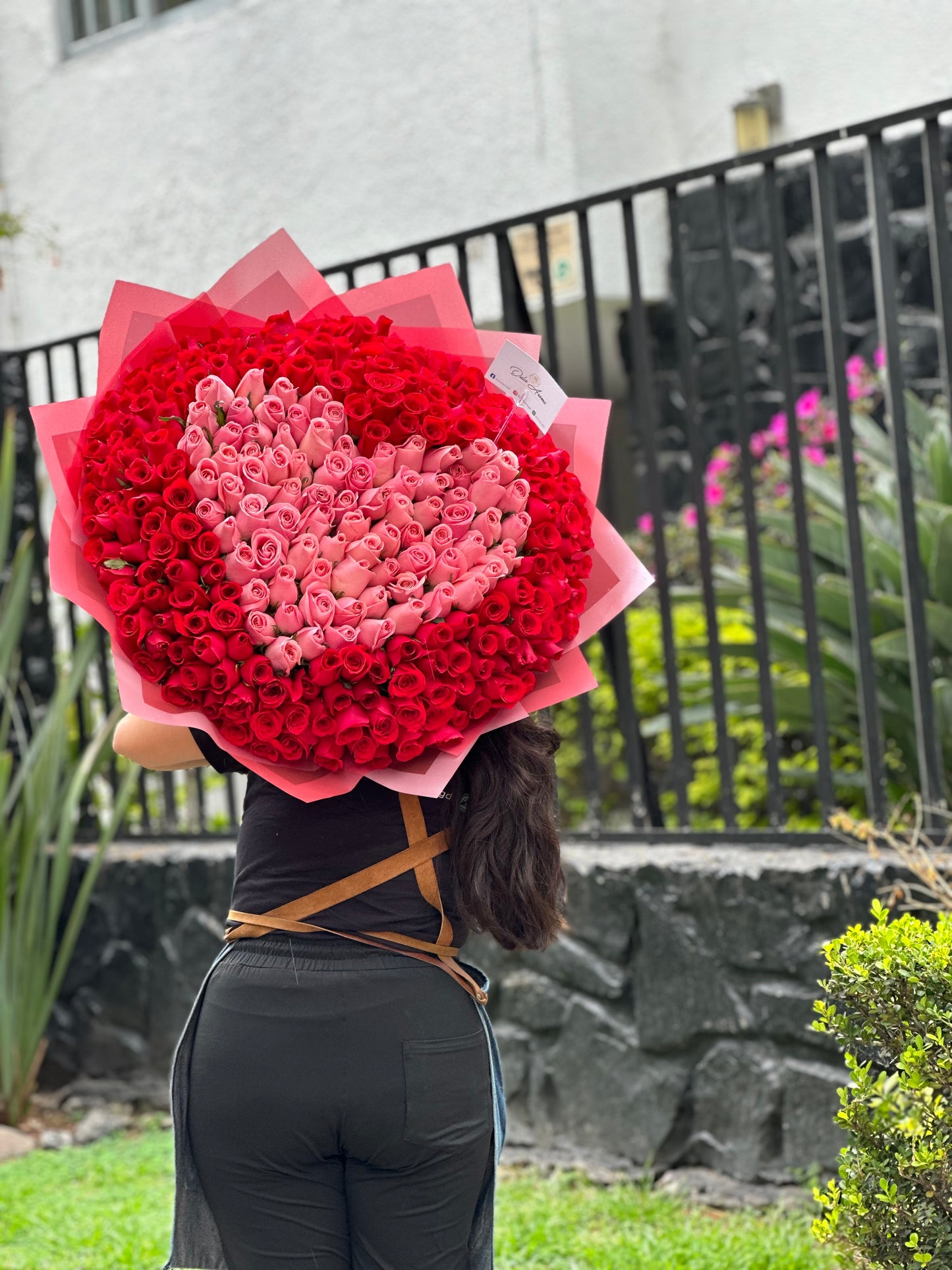 Ramo corazón 200 rosas