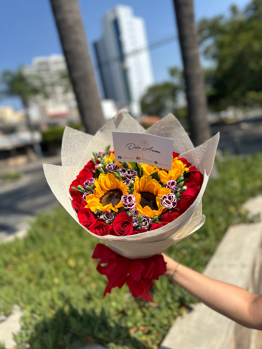 Ramo Girasoles y Rosas