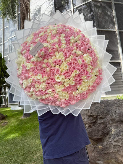 Ramo 500 rosas