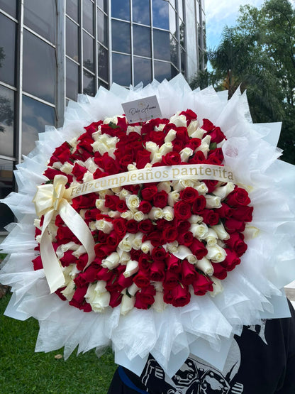 Ramo 300 rosas