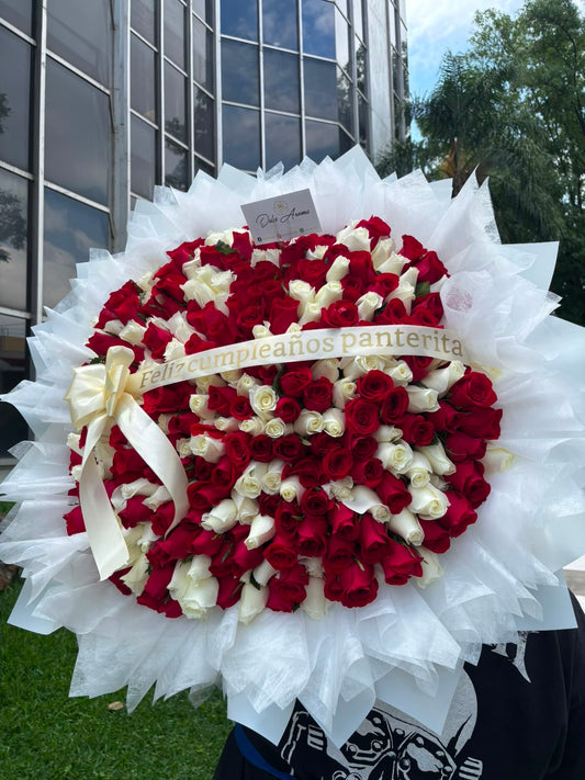 Ramo 300 rosas