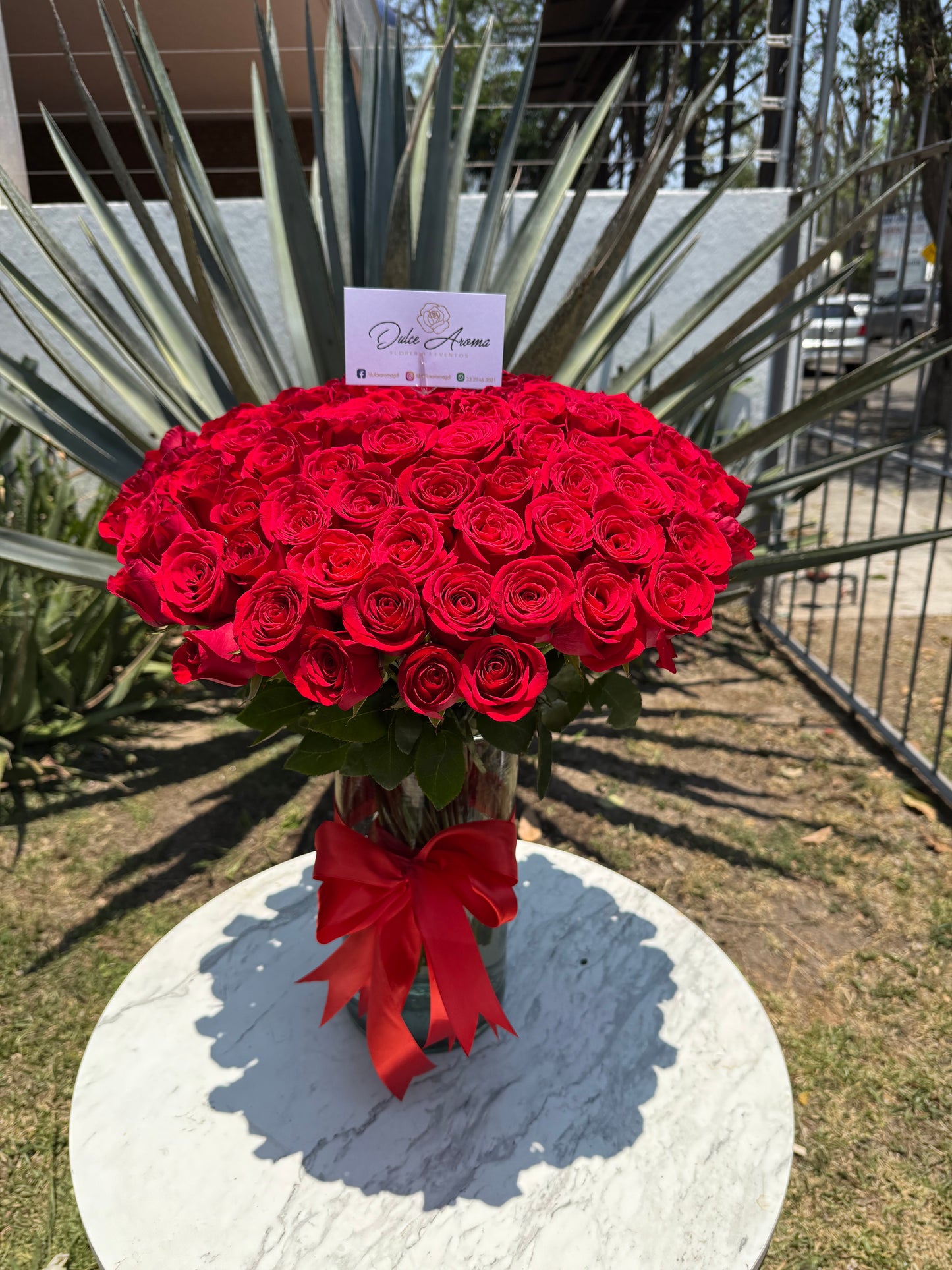 Florero 100 rosas