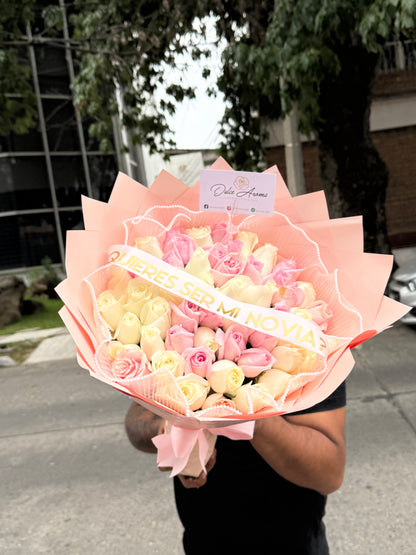 Ramo 50 rosas (personalizado)