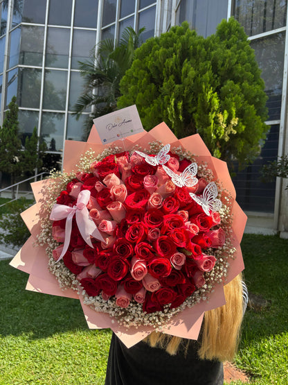 Ramo 100 rosas y gypso