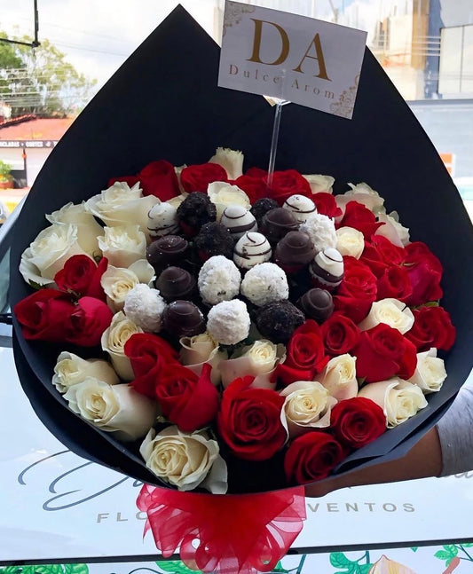 Ramo rosas y fresas