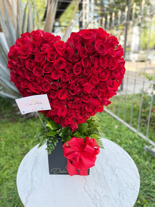 Corazón 100 rosas