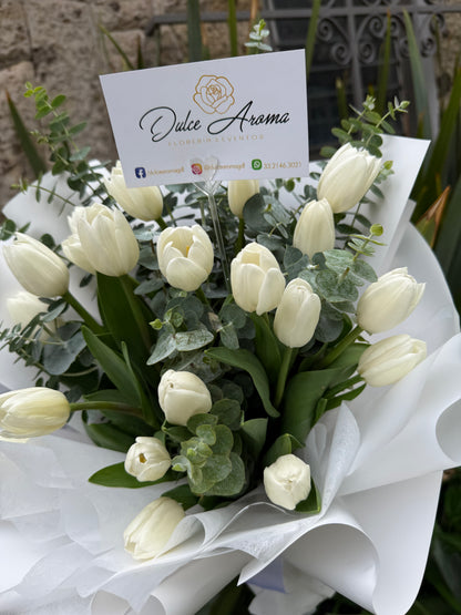 Ramo Tulipanes (20)