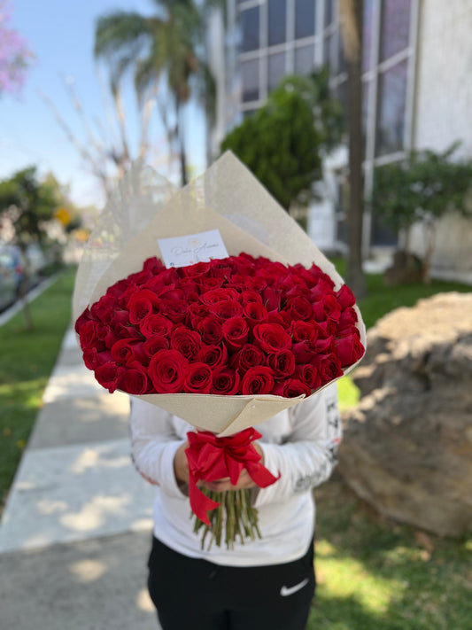 Ramo 100 rosas