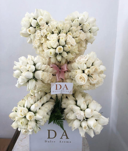 Oso White 400 Rosas