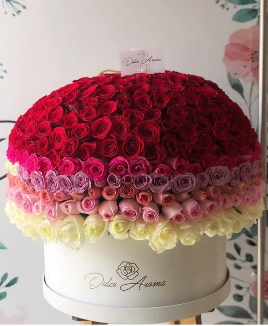 Esfera Arcoris 500 Rosas