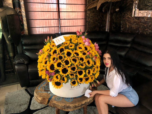 Caja Circular Grande Girasoles