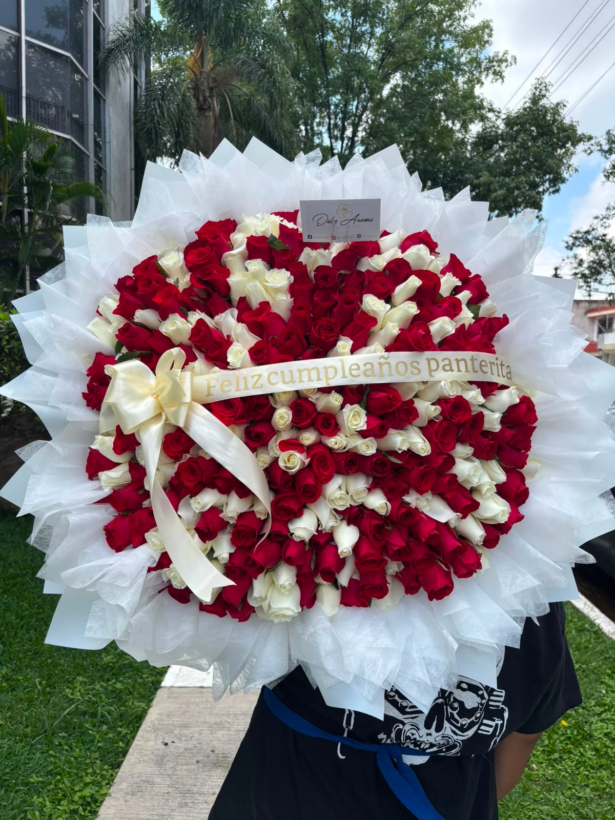 Ramo 300 rosas