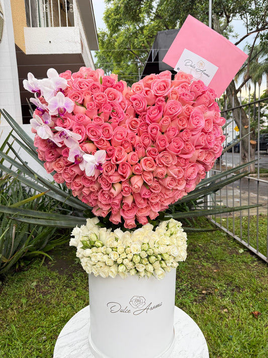 Diseño corazón rosas