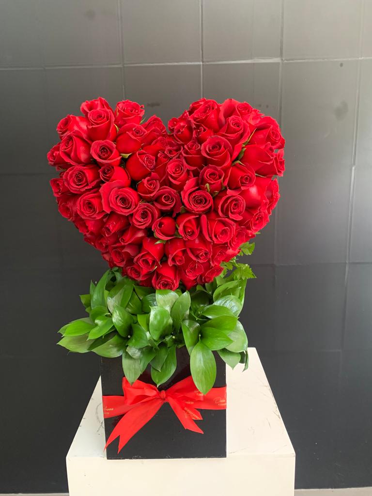 Corazón 100 Rosas Rojas