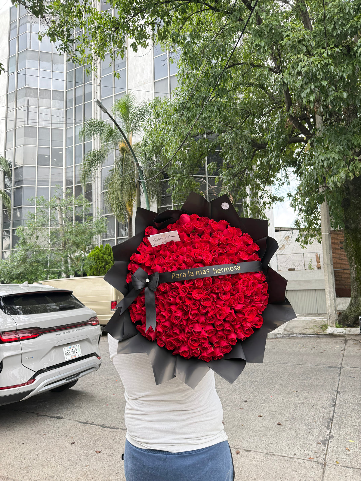 Ramo 200 Rosas (Personalizado)