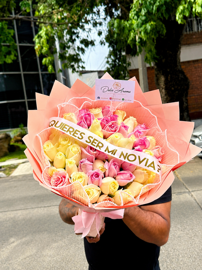 Ramo 50 rosas (personalizado)