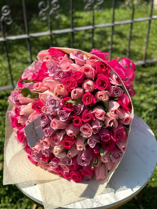 Ramo 100 rosas Aurora