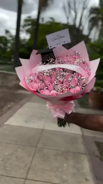Ramo graduación 50 rosas