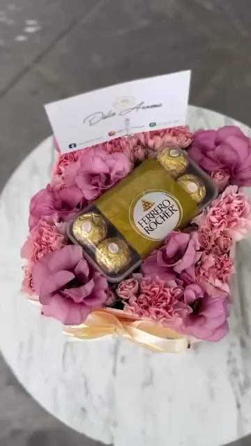 Caja Rosada Ferrero