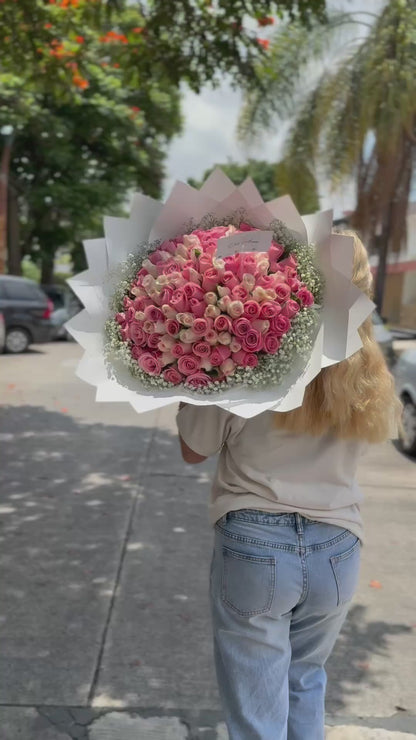 Ramo 100 rosas y gypso